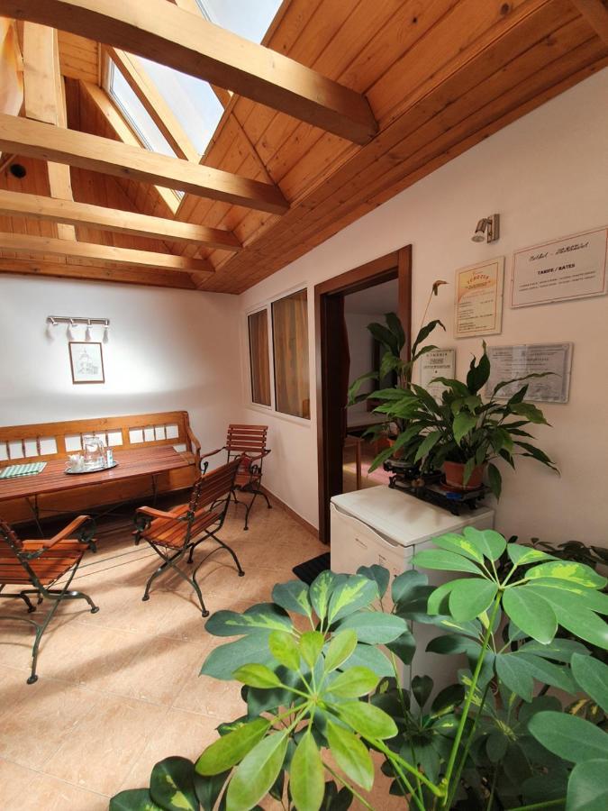 Casa Terezia Hotel Brasov Bagian luar foto
