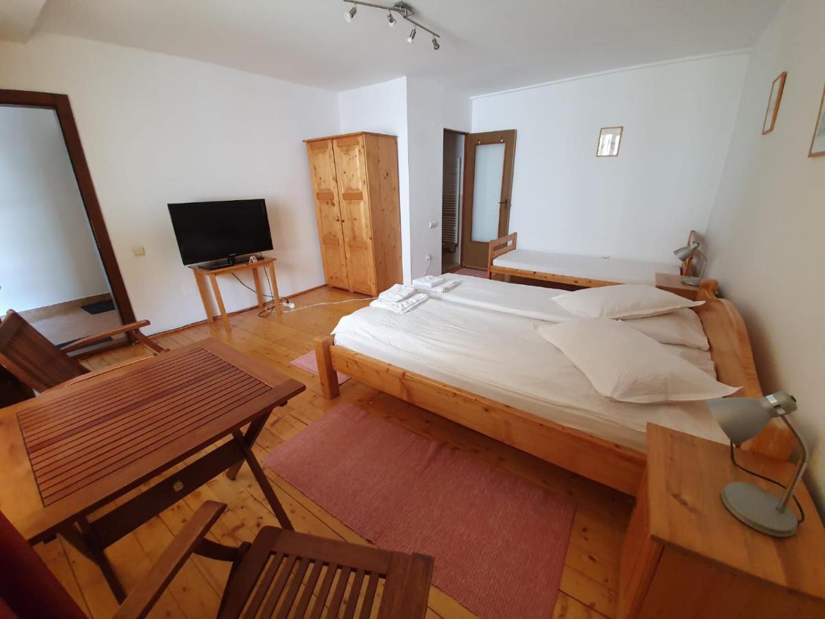 Casa Terezia Hotel Brasov Bagian luar foto