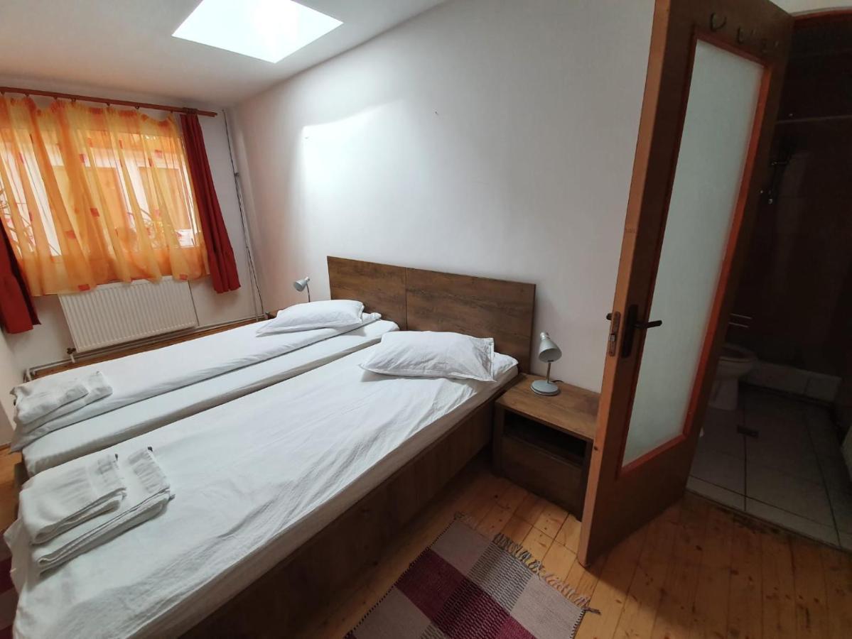 Casa Terezia Hotel Brasov Bagian luar foto