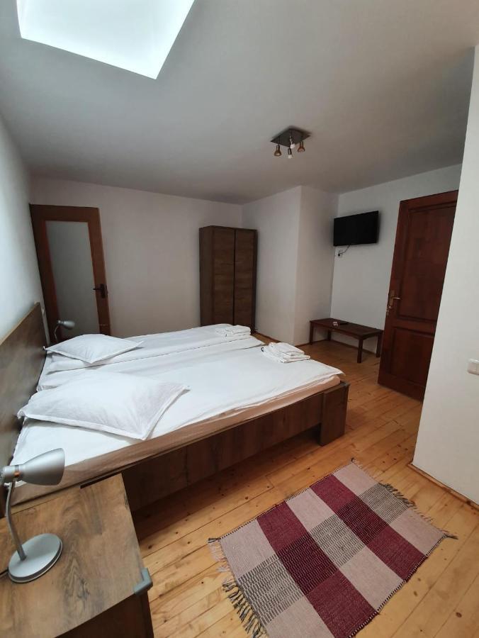 Casa Terezia Hotel Brasov Bagian luar foto